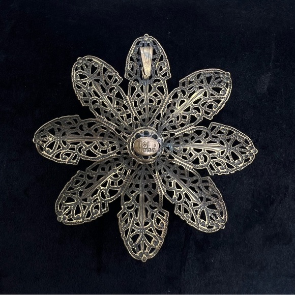 Vintage Hobé Flower Pendant - Picture 3 of 3